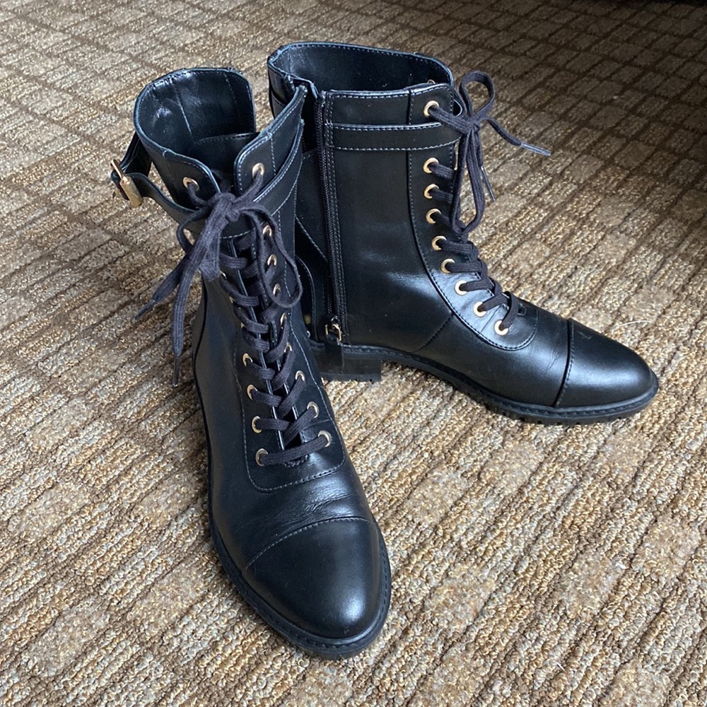 🚫SOLD🚫Stuart Weitzman Combat Boot